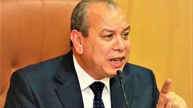 إحالة 6 موظفين ببيطري