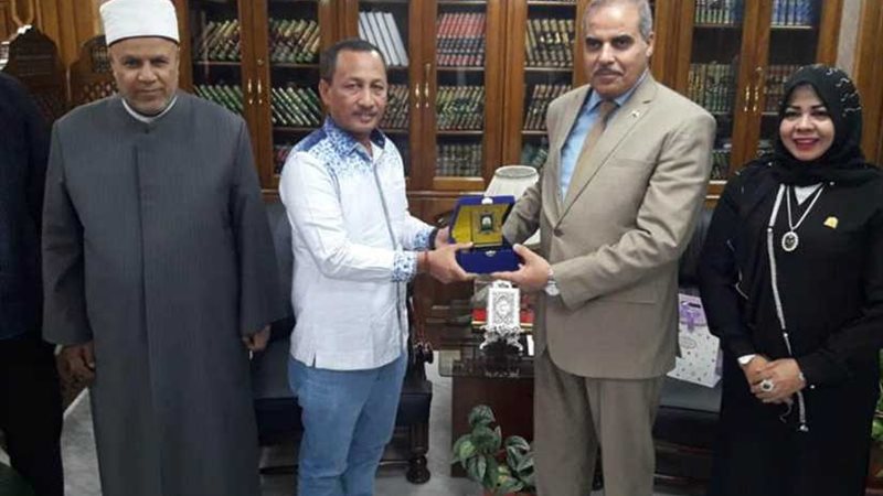 وفد برلماني إندونيسي