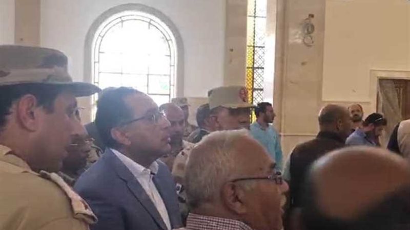 رئيس الوزراء يتفقد