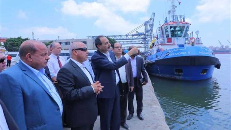 وزير النقل يتابع