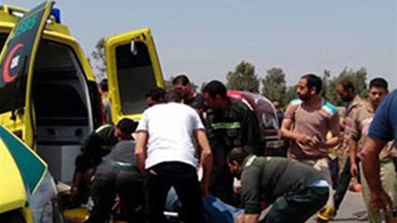 إصابة ٣ أشخاص إثر