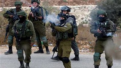 إصابة 7 فلسطينيين برصاص الاحتلال الإسرائيلي على حدود قطاع غزة