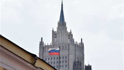 موسكو: على وسائل الإعلام البريطانية أن تستعد لتحمل عواقب تغريم