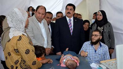 القليوبية تدشن قافلة طبية للكشف الشامل على الأطفال