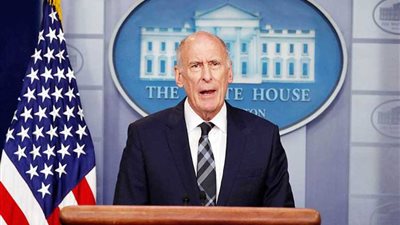 ترامب يعلن استقالة مدير الاستخبارات الوطنية الأمريكية