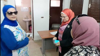 مديرة صحة الجيزة تفاجئ وحدات أكتوبر الصحية بزيارة للاطمئنان على سير العمل