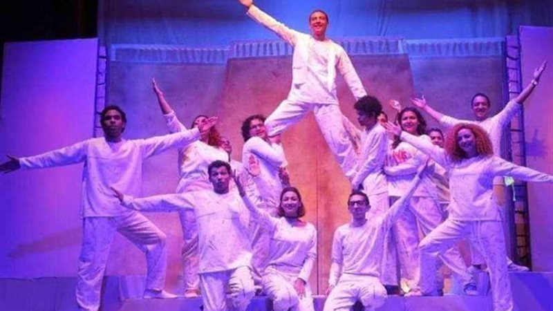 عرض مسرحية ولاد البلد