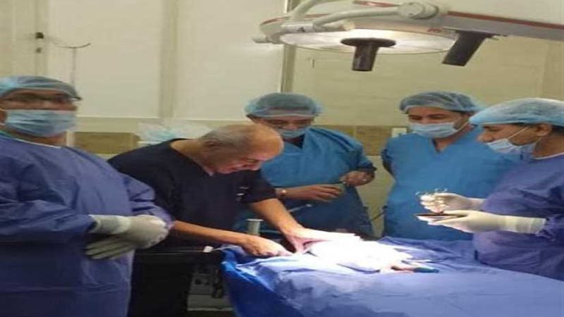 بمشاركة أساتذة جراحة..