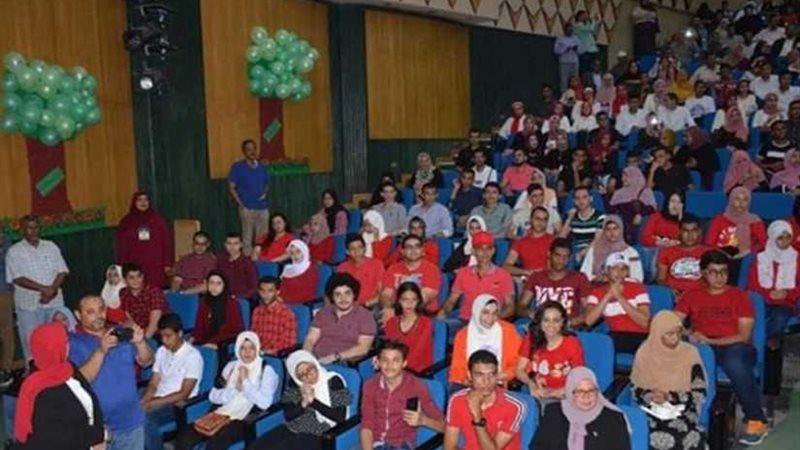 بالصور.. محافظ الإسماعيلية