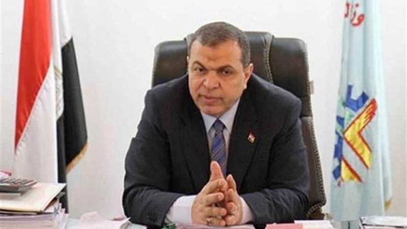 مصرى يحصل على 400