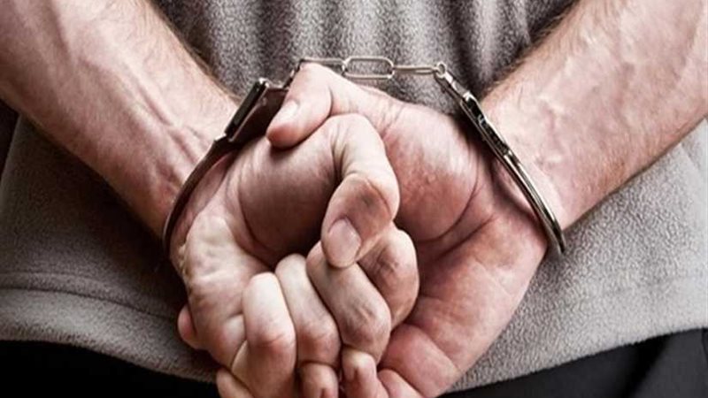 القبض على عاطل وبحوزته