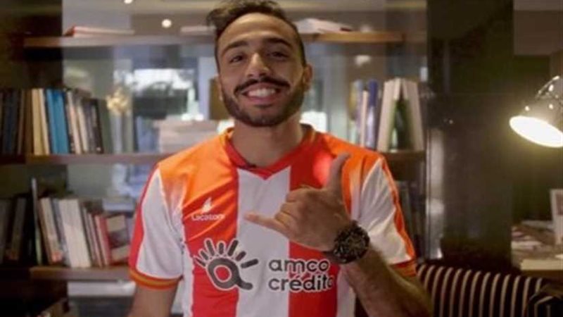 مرتضى يعرض صورًا