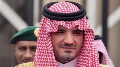 وزير الداخلية السعودي يقدم واجب العزاء في وفاة الرئيس التونسي