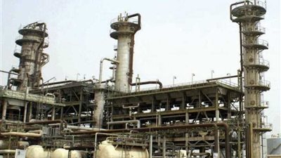 وزير النفط اليمني يدعو الشركات الإنتاجية والاستكشافية للعمل في عدن