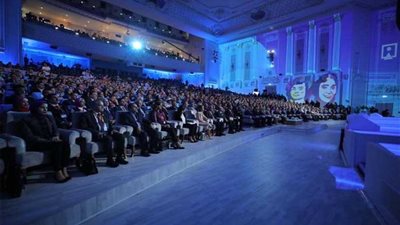 سولاف درويش تشيد بالجلسة الافتتاحية لمؤتمر الشباب السابع