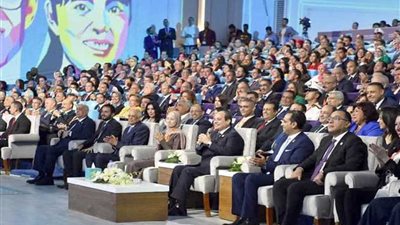 الرئيس السيسي يشهد فعاليات مبادرة 