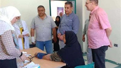 الكشف على 645 مواطنا في قافلة طبية بالبحيرة