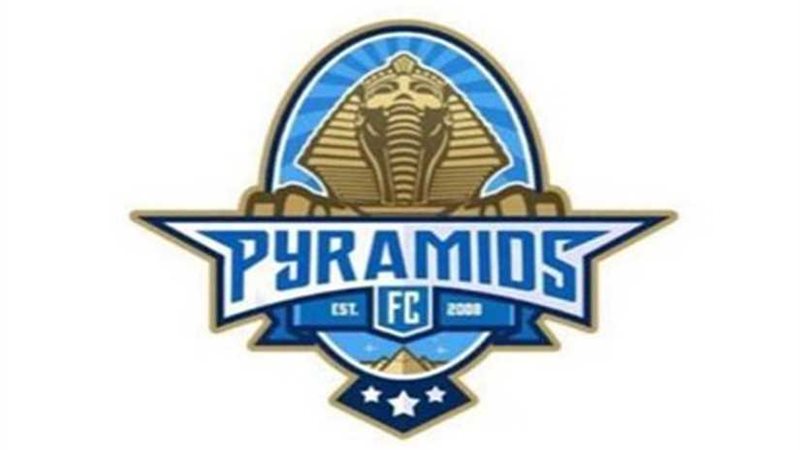 بيراميدز يضم ثنائيًا