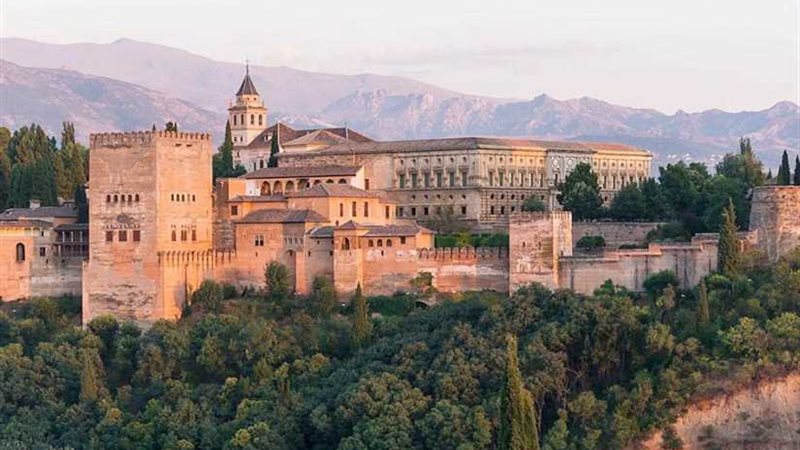 أمير بلا هوية يبحث