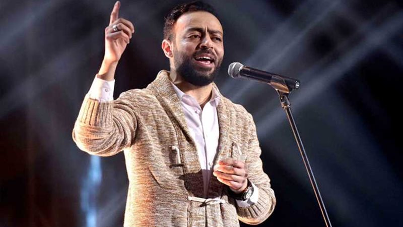 تامر عاشور يحيي آخر