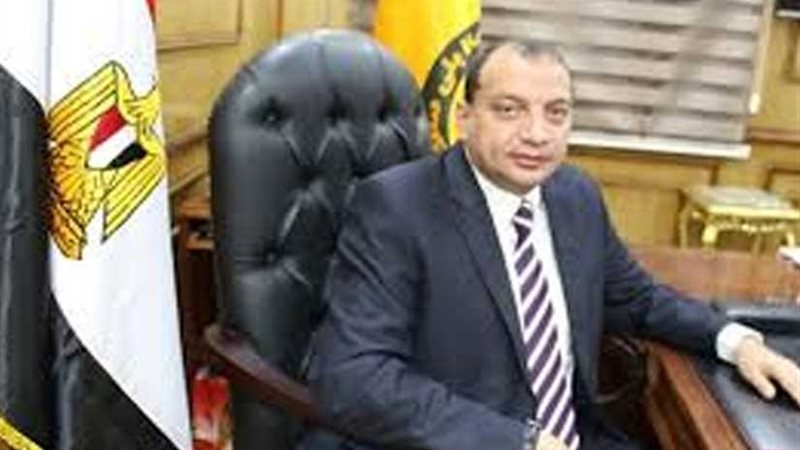 ألفت عبد الرحمن عميدا