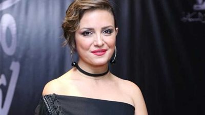 فنانات يلجأن إلى الصدمة في أعمالهن للفت أنظار الجمهور