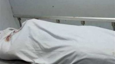 دفن جثة عاطل صعقه التيار الكهربائي أثناء محاولة سرقة محول كهرباء