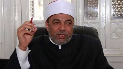 مسئول بالأوقاف أمام 