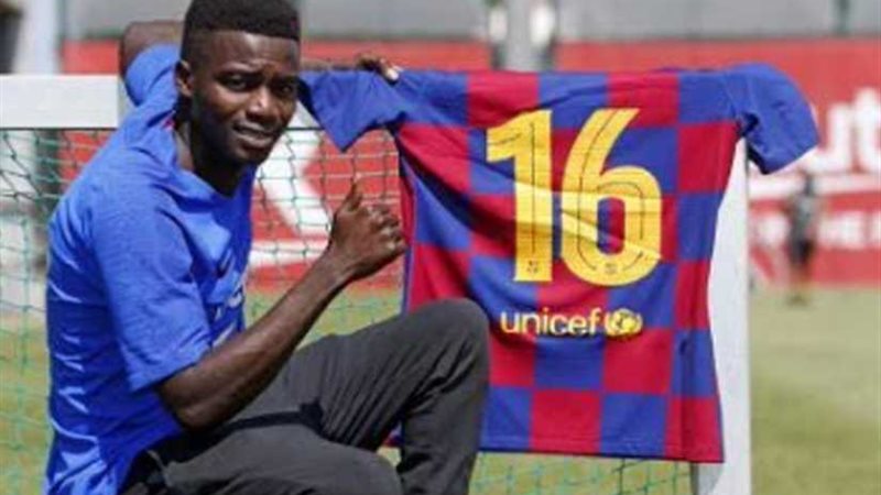 برشلونة يصعد موهبة