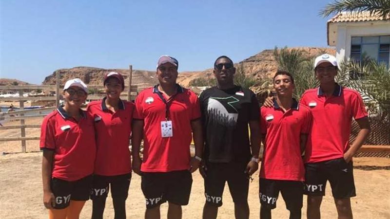 وزير الرياضة يهنئ