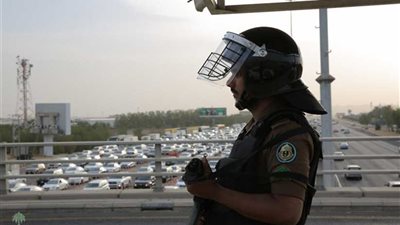 الأمن العام للحج يعيد 9915 شخصًا لايحملون تصاريح الحج