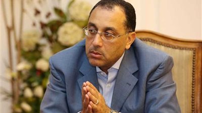 رئيس الوزراء يُعزي أسر ضحايا حادث 