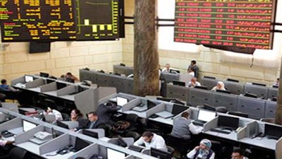 تراجع جماعي لمؤشرات البورصة بختام التعاملات