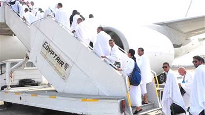 بعثة الحج للقوات المسلحة تغادر إلي الأراضي المقدسة لآداء مناسك الحج 