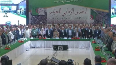 هيئة الوساطة والحوار بالجزائر تجتمع بنشطاء الحراك الشعبي بعد غد