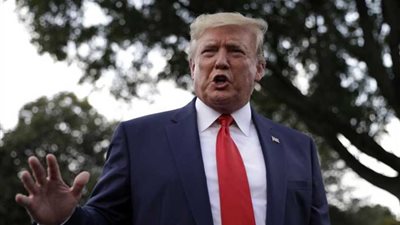 ترامب يوقع أمرا تنفيذيا بفرض عقوبات جديدة على نظام مادورو بفنزويلا