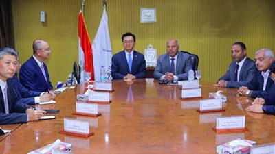 وزير النقل: توقيع عقد توريد وصيانة عدد 6 قطارات وخطة لتطوير الخطين الأول والثاني بتكلفة تتعدى 30 مليار جنيه