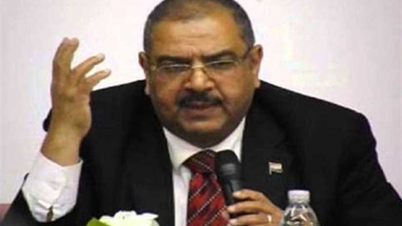 محافظ مطروح يكرم