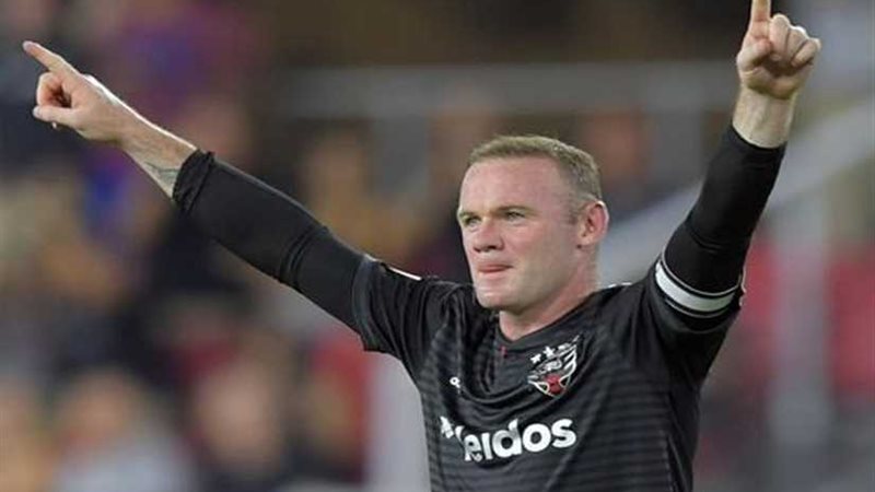 واين روني ينتقل إلى