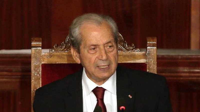 الرئيس التونسي يتابع