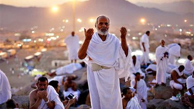 الإنسانية تتجسد في المشاعر المقدسة.. 297 عملية قلب مفتوح لحجاج لم تمنعهم من الذهاب لعرفات