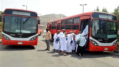 بعثة حج القرعة توفر حافلات مجهزة لنقل ذوي الاحتياجات الخاصة إلى عرفات
