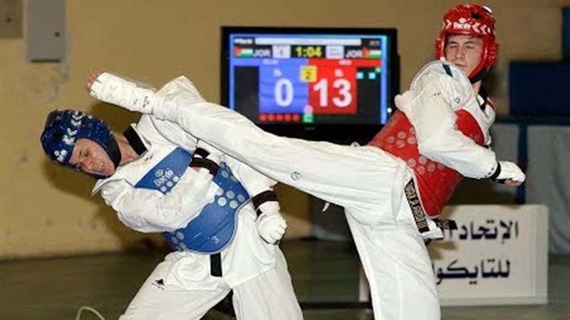 محمد حسن يفتتح رصيد