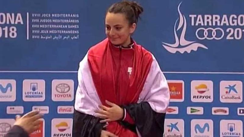 دينا مشرف.. أيقونة