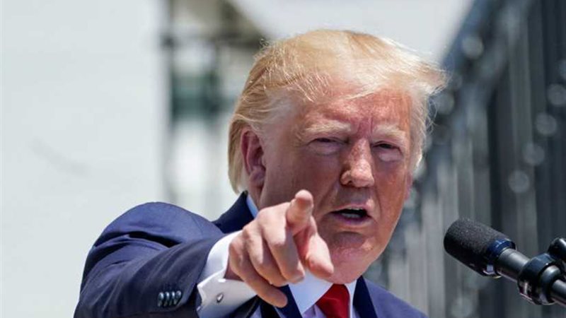 مظاهرات مناهضة ومؤيدة