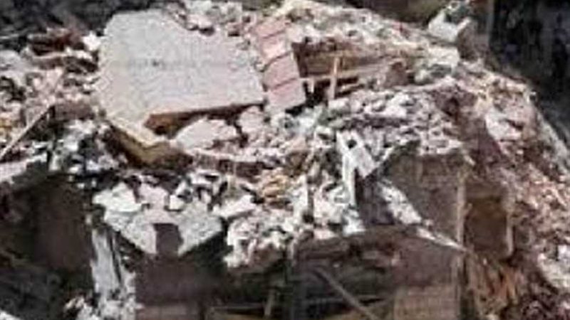 4 إصابات في انهيار