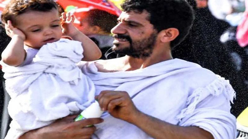 مشهد الأطفال مع ذويهم