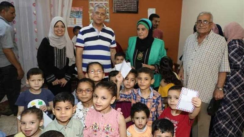 بمناسبة العيد توزيع