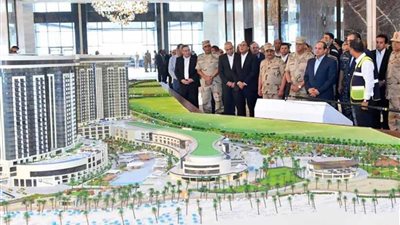 الرئيس السيسي يطلع على سير العملية الإنشائية لمدينة العلمين