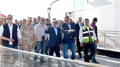 الرئيس السيسي يتفقد منتجع ماسة العلمين